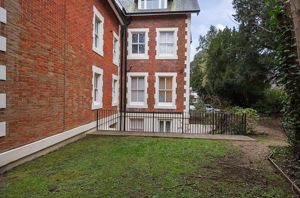 Photo 11- click for photo gallery